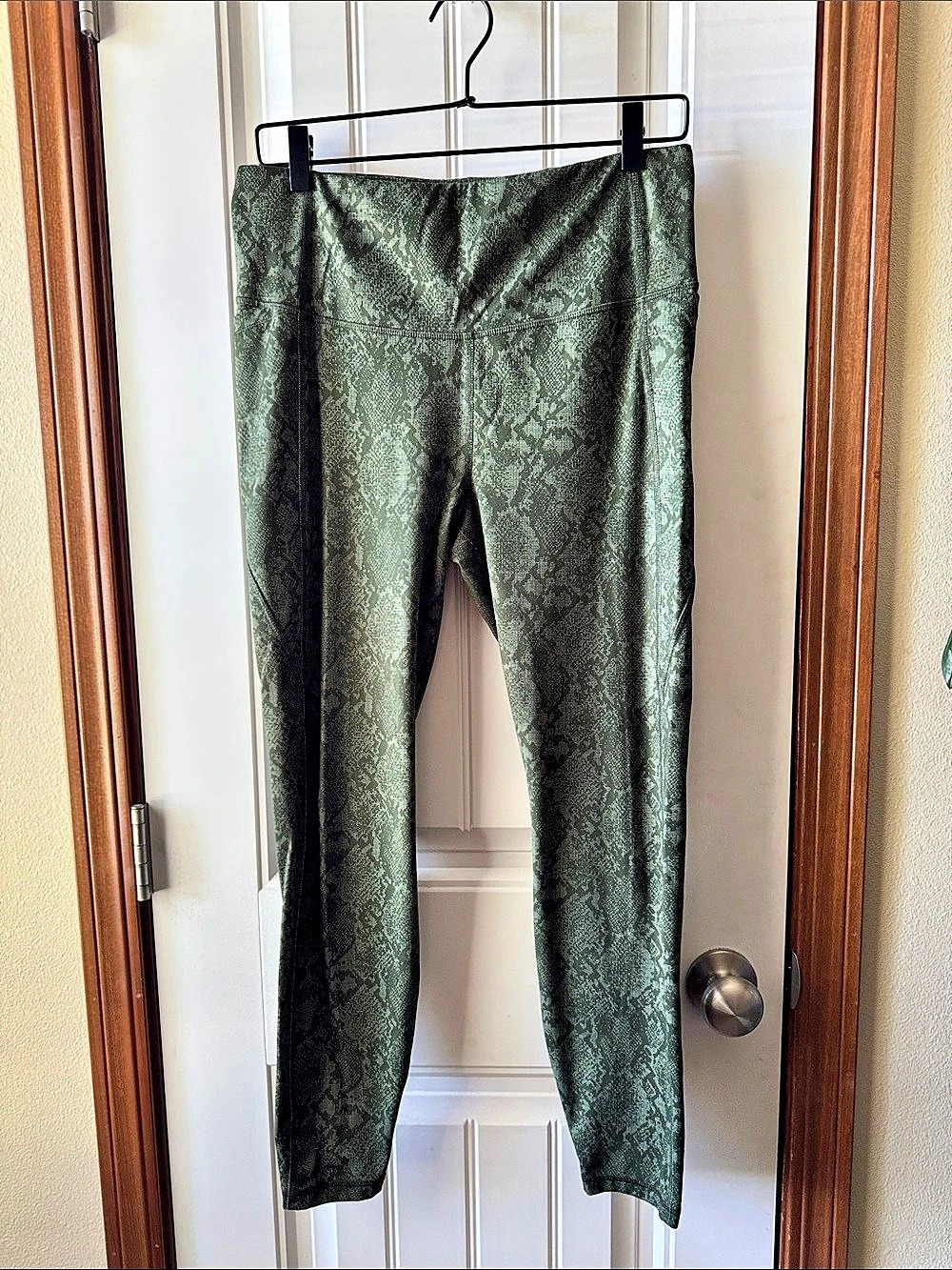 All in Motion Women's Abstract Leggings Size Large Like New